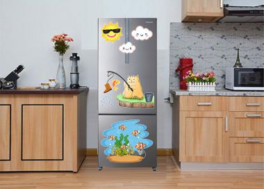 Decal trang trí tủ lạnh mèo câu cá