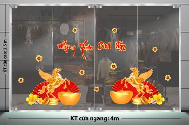 TRANG TRÍ TẾT CHO NGÂN HÀNG ĐÔI NGỰA VÀNG BÊN CÁNH QUẠT ĐỎ MỪNG XUÂN BÍNH NGỌ