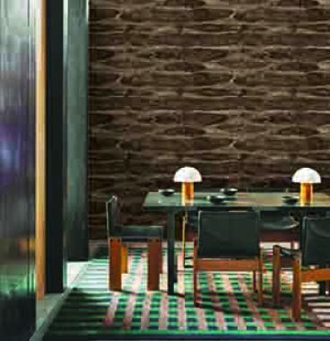 GIẤY DÁN TƯỜNG TRANG TRÍ QUÁN CAFE VÂN GỖ NÂU SẬM