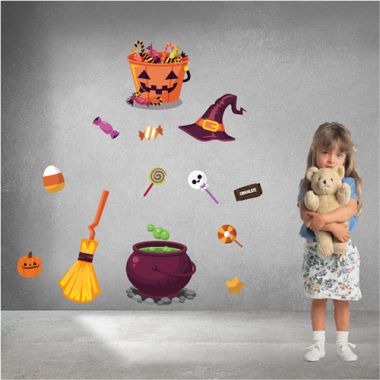 Trang trí Halloween 2020 chậu thuốc độc và những món quà